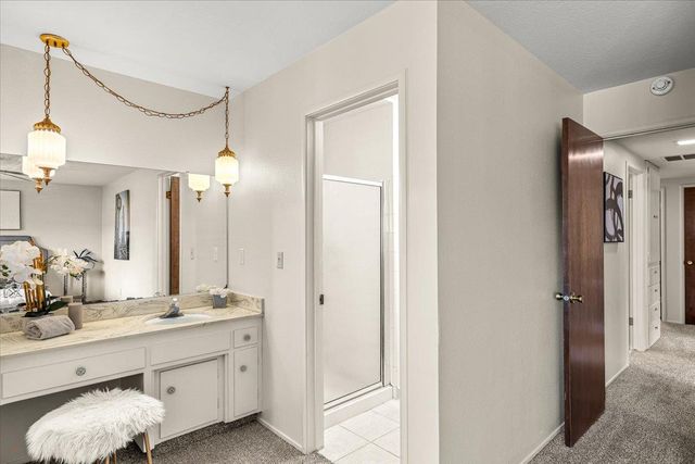 3724 Columbine Dr, Modesto, CA 95356