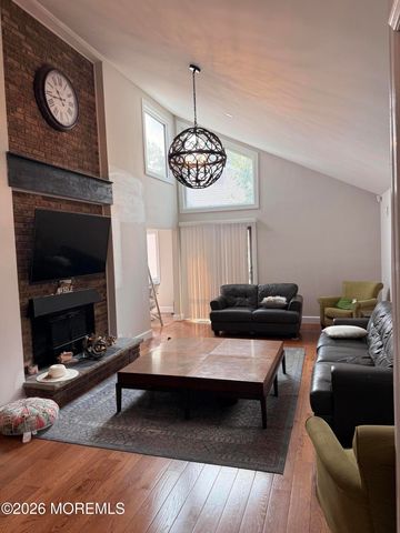 130 Mello Lane, Toms River, NJ 08753