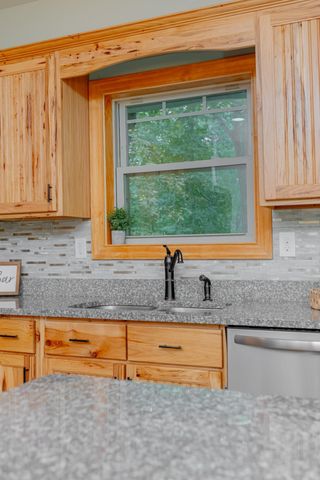 891 Hopkins Lane, Winchester, TN 37398