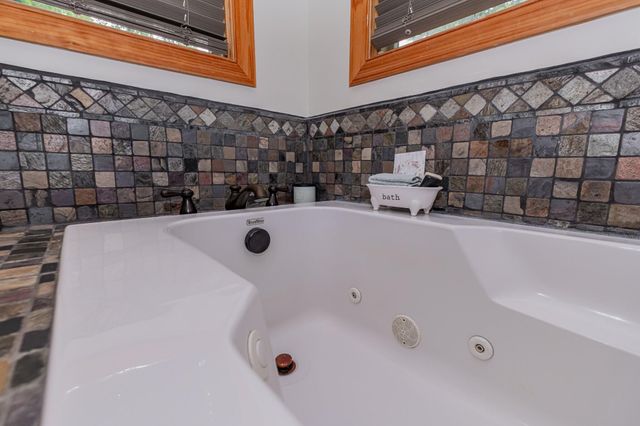 891 Hopkins Lane, Winchester, TN 37398