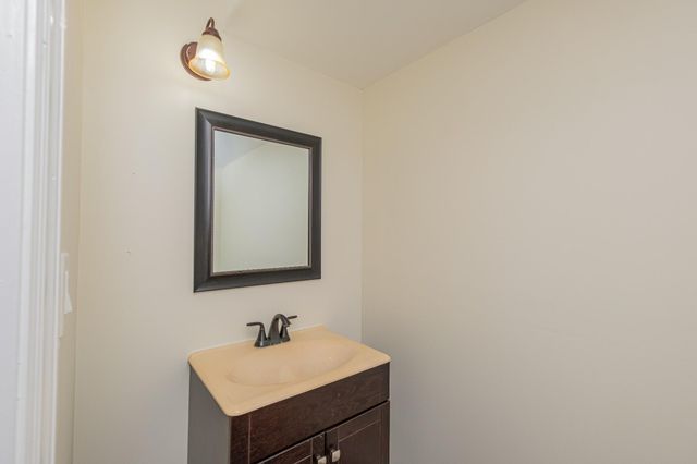 891 Hopkins Lane, Winchester, TN 37398