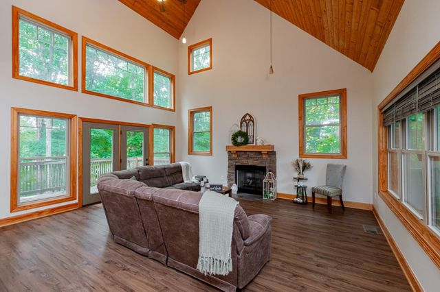 891 Hopkins Lane, Winchester, TN 37398