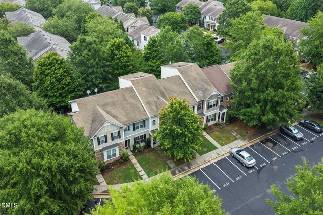3015 Berkeley Springs Place, Raleigh, NC 27616