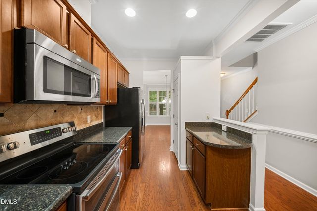 3015 Berkeley Springs Place, Raleigh, NC 27616