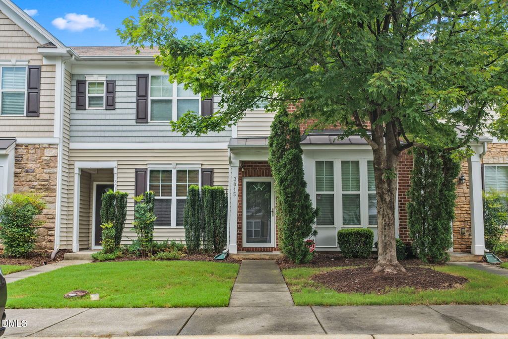 3015 Berkeley Springs Place, Raleigh, NC 27616
