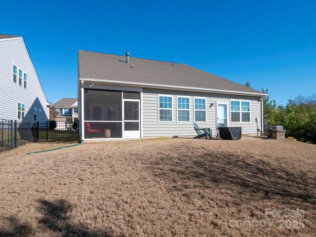 1909 Sapphire Meadow Drive, Fort Mill, SC 29715