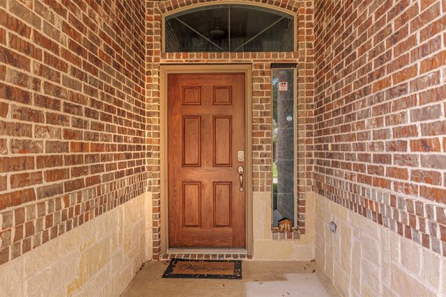 200 Chimney Rock Drive, Waxahachie, TX 75167