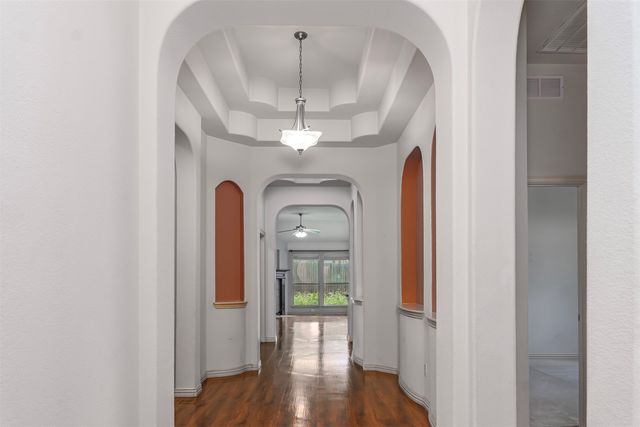200 Chimney Rock Drive, Waxahachie, TX 75167