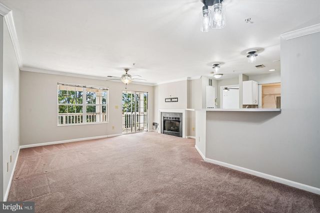 11005 KINSHIP CT #303, Manassas, VA 20109