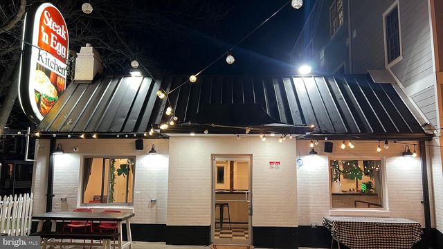 4700 WISCONSIN AVE NW, Washington, DC 20016