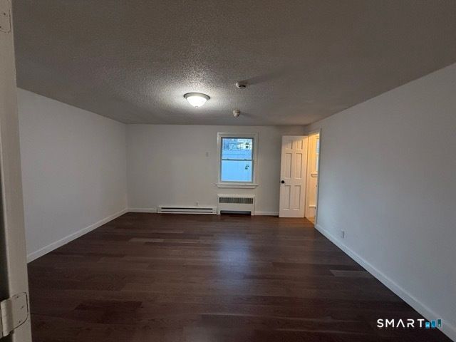 615 East Main Street, Meriden, CT 06450