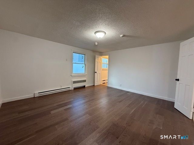 615 East Main Street, Meriden, CT 06450