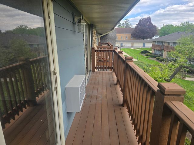 300 Opatrny Drive 222, Fox River Grove, IL 60021