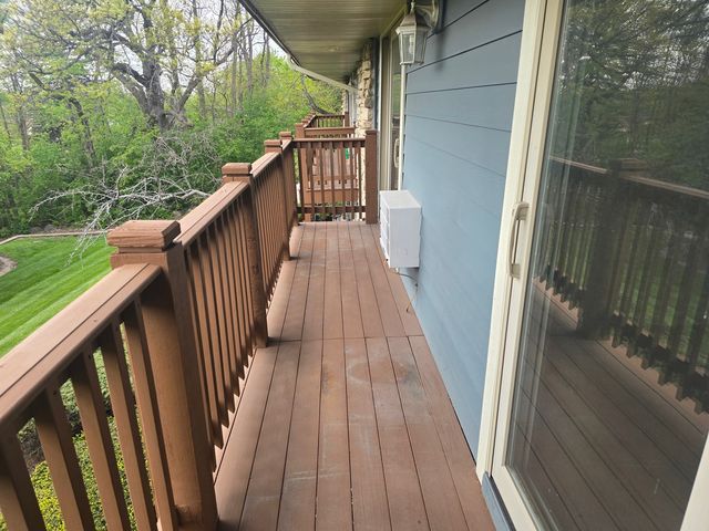 300 Opatrny Drive 222, Fox River Grove, IL 60021