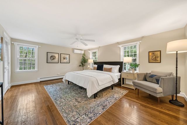 6 Brewster Rd, Wayland, MA 01778