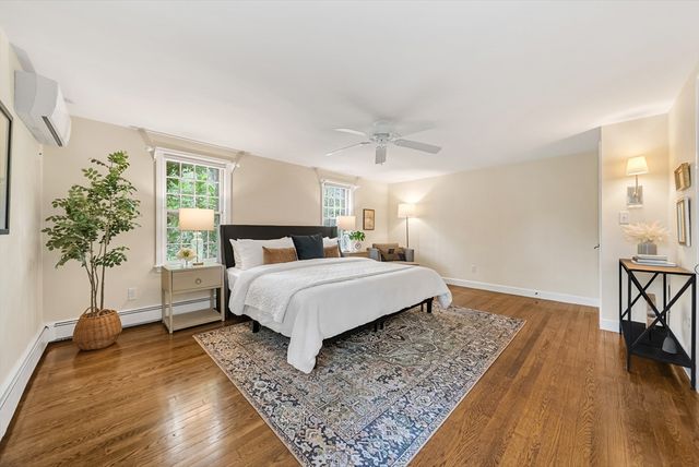 6 Brewster Rd, Wayland, MA 01778