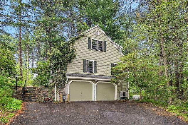 6 Brewster Rd, Wayland, MA 01778