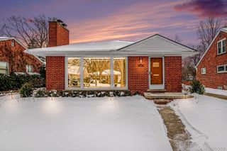 1421 Lloyd Avenue, Royal Oak, MI 48073