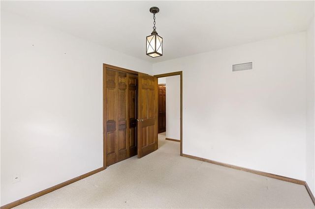 14818 E Covington Road, Independence, MO 64055
