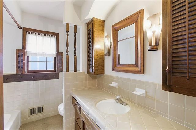 14818 E Covington Road, Independence, MO 64055