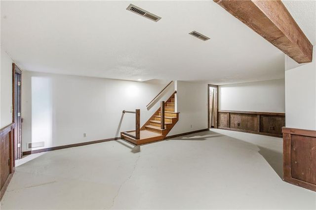 14818 E Covington Road, Independence, MO 64055