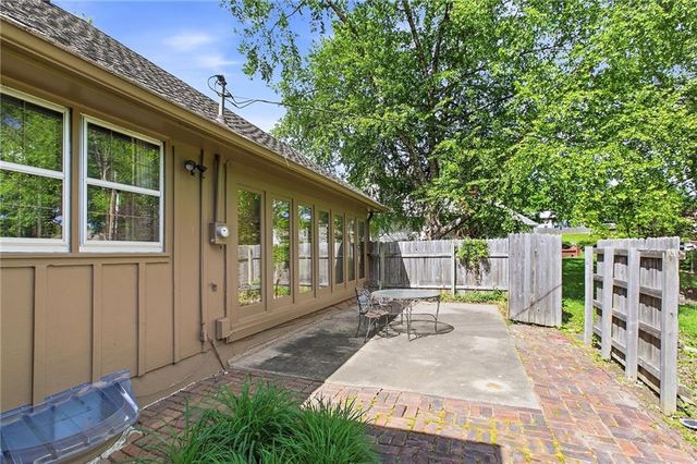 14818 E Covington Road, Independence, MO 64055