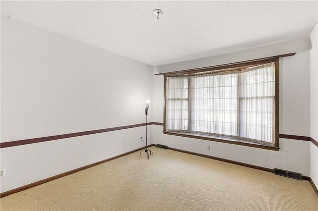 14818 E Covington Road, Independence, MO 64055