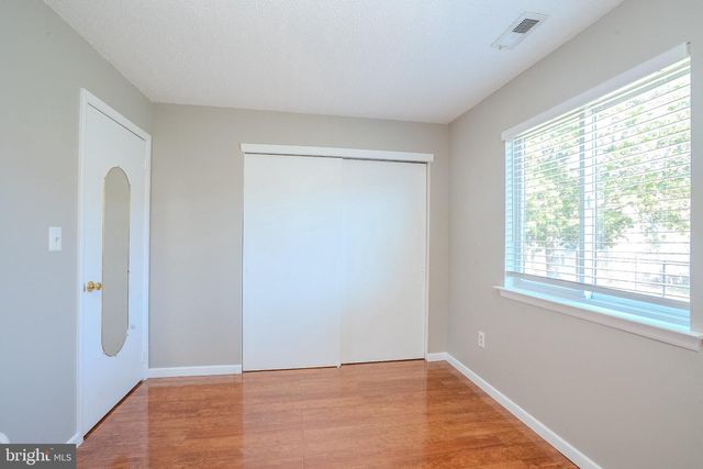 8304 TAMARRON DR, Plainsboro, NJ 08536