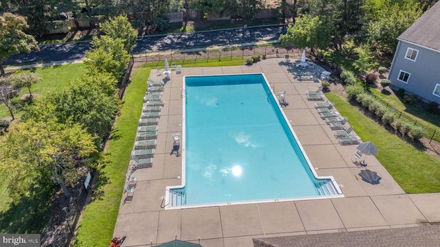 8304 TAMARRON DR, Plainsboro, NJ 08536