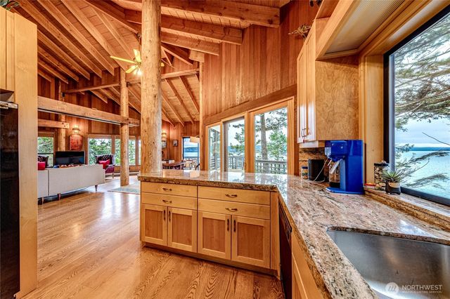 301 Discovery Way, Sequim, WA 98382