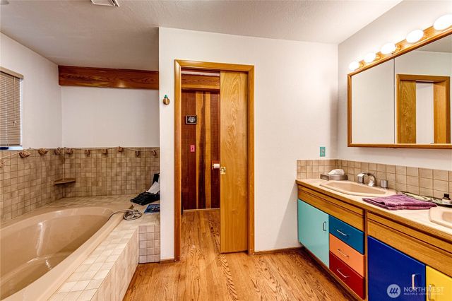 301 Discovery Way, Sequim, WA 98382