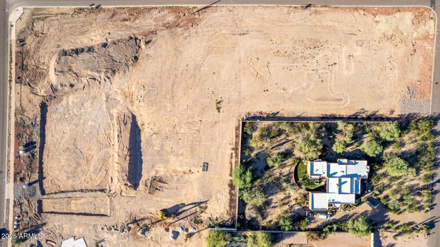 3627 E BETHANY HOME Road 2, Paradise Valley, AZ 85253