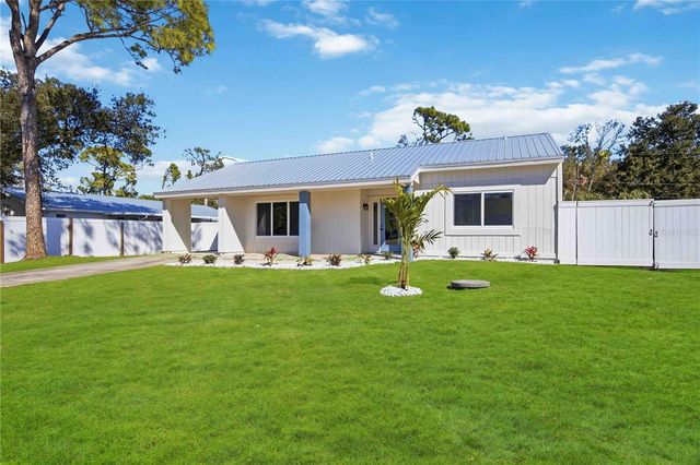 1302 EAGLE STREET, Port Charlotte, FL 33952