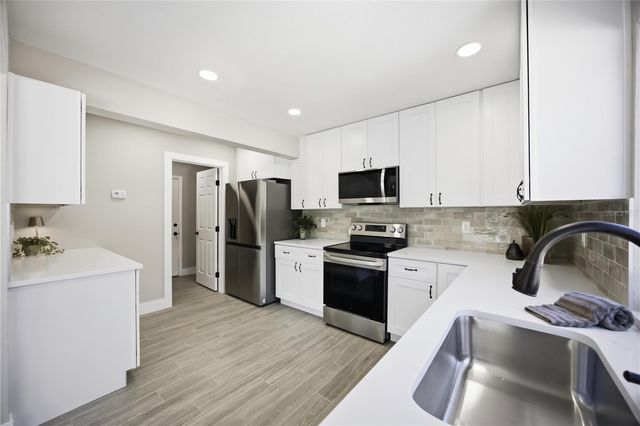 1302 EAGLE STREET, Port Charlotte, FL 33952