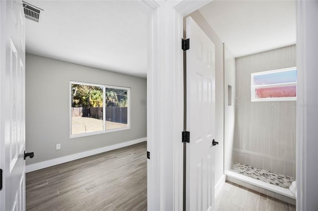 1302 EAGLE STREET, Port Charlotte, FL 33952