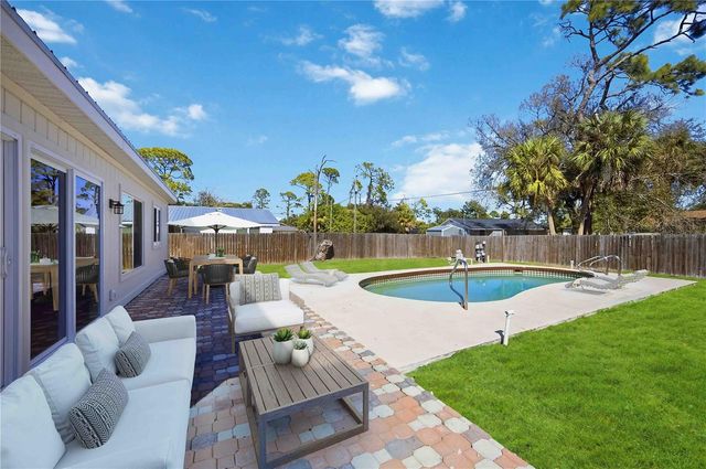 1302 EAGLE STREET, Port Charlotte, FL 33952