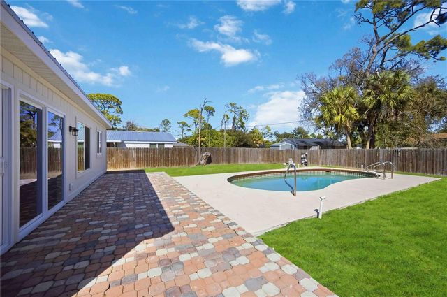 1302 EAGLE STREET, Port Charlotte, FL 33952