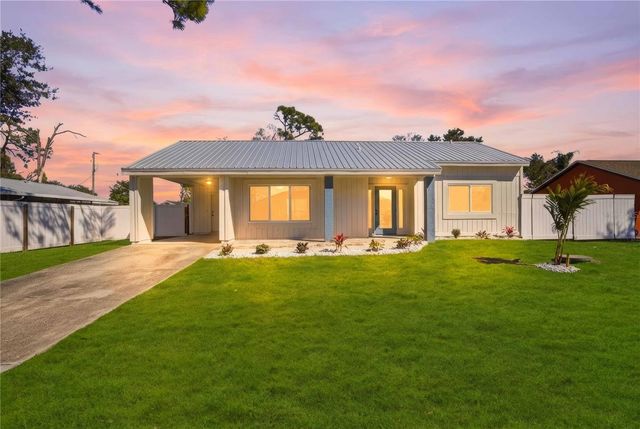 1302 EAGLE STREET, Port Charlotte, FL 33952