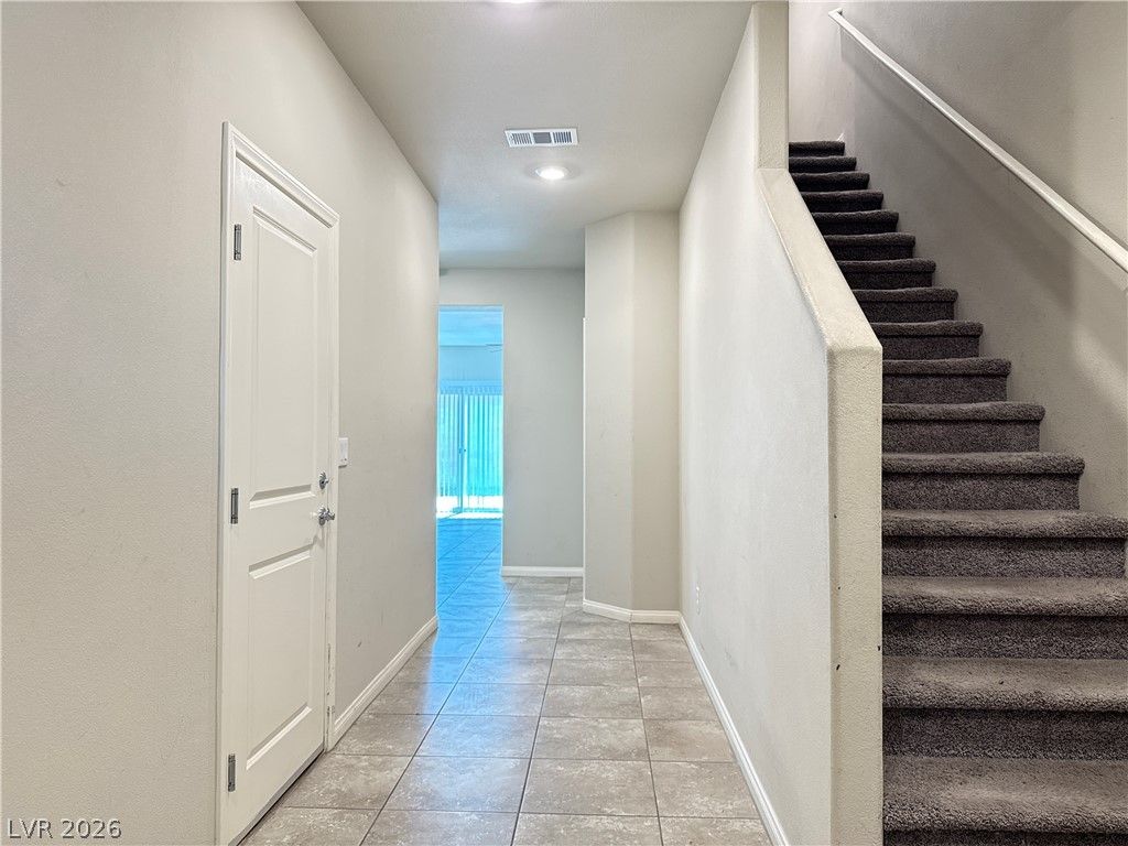 3807 Andorian Avenue, North Las Vegas, NV 89084 — photo 2