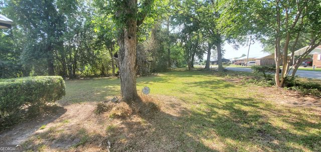810 Laura Street, Glennville, GA 30427