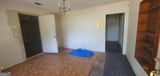 810 Laura Street, Glennville, GA 30427