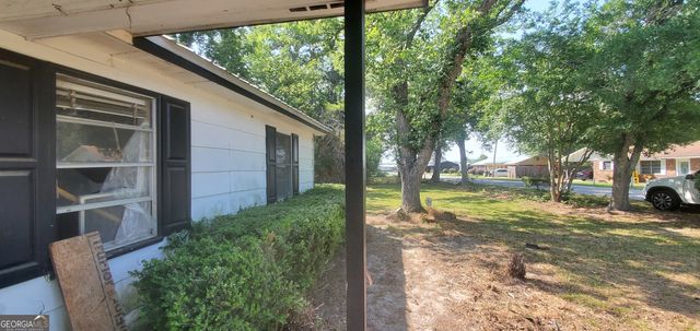 810 Laura Street, Glennville, GA 30427