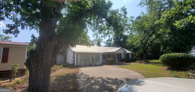 810 Laura Street, Glennville, GA 30427