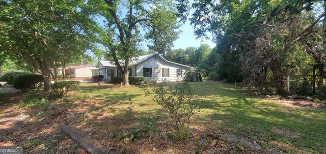 810 Laura Street, Glennville, GA 30427