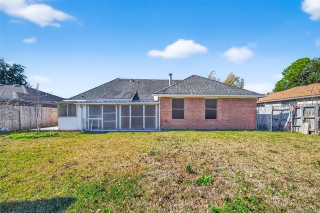 9927 Glenkirk Drive, Houston, TX 77089