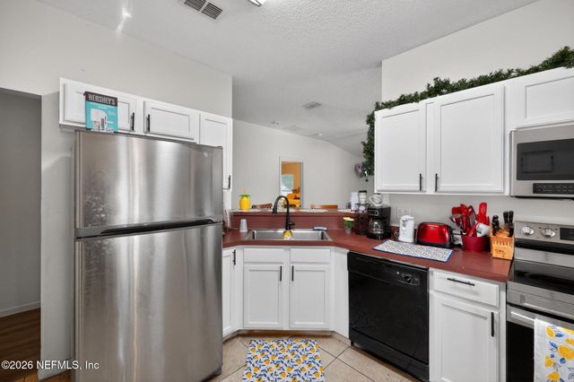 12328 SUMTER SQUARE Drive, Jacksonville, FL 32218