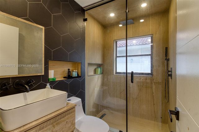 3464 SW 51st St, Hollywood, FL 33312