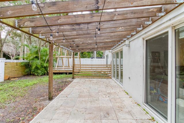 3464 SW 51st St, Hollywood, FL 33312