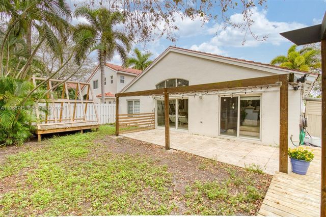 3464 SW 51st St, Hollywood, FL 33312