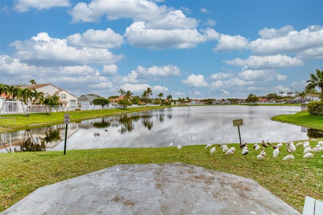 3464 SW 51st St, Hollywood, FL 33312